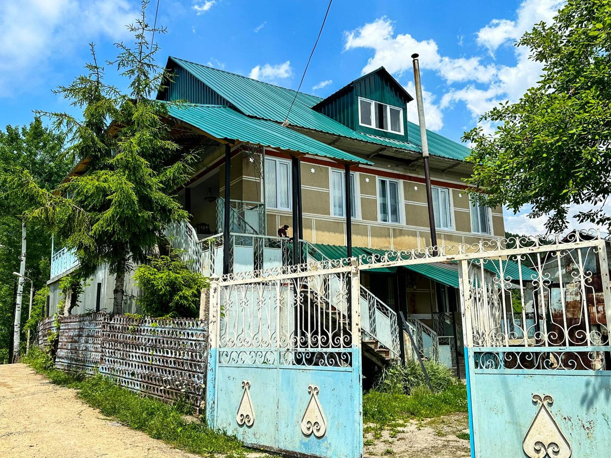 Armazi 호텔 Khulo 외부 사진