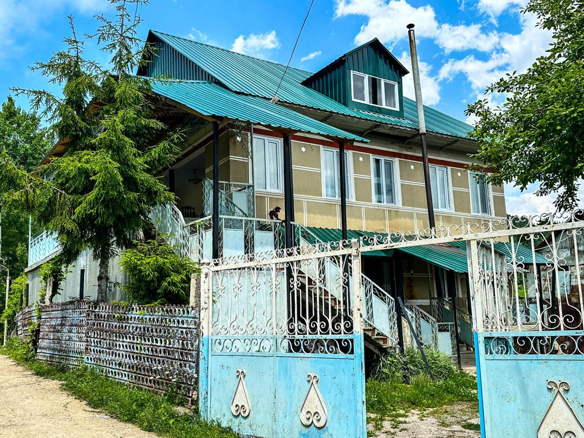 Armazi 호텔 Khulo 외부 사진